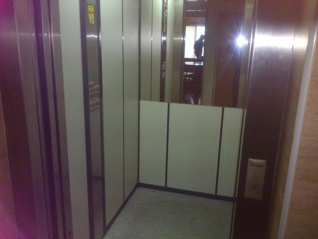 Carisa Olympic Court Apartment Larnaca Bilik gambar